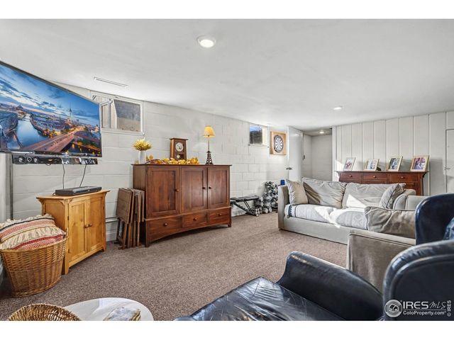 2271 N Garfield Ave, Loveland, CO 80538