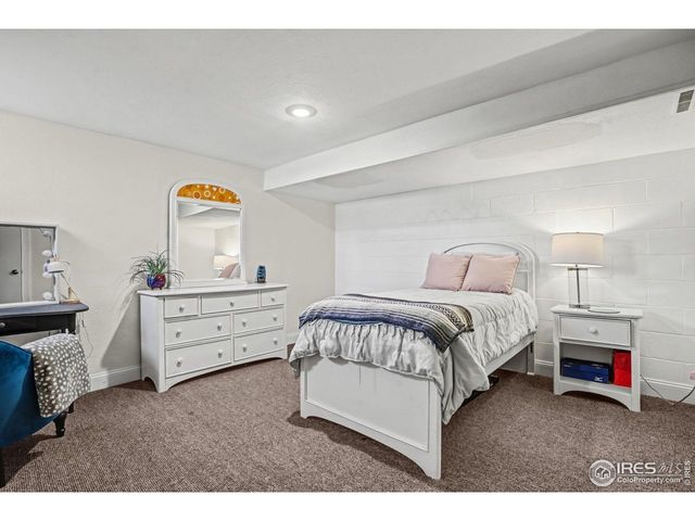 2271 N Garfield Ave, Loveland, CO 80538