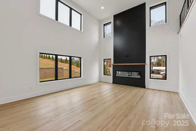 121 Winners Circle, Mooresville, NC 28117