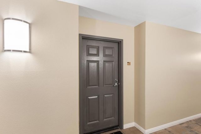 450 J St 3041, San Diego, CA 92101