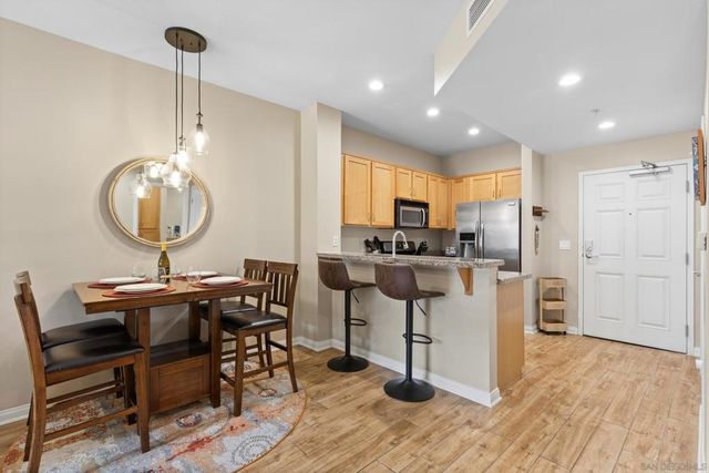 450 J St 3041, San Diego, CA 92101