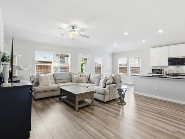 410 Dempsey Drive, Princeton, TX 75071