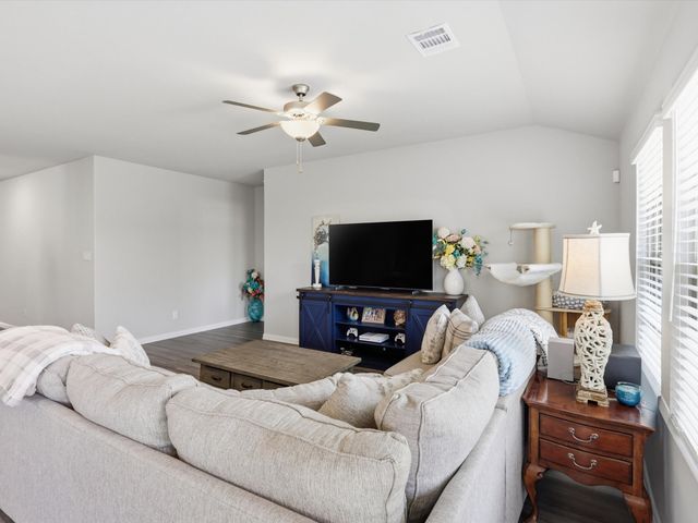 410 Dempsey Drive, Princeton, TX 75071