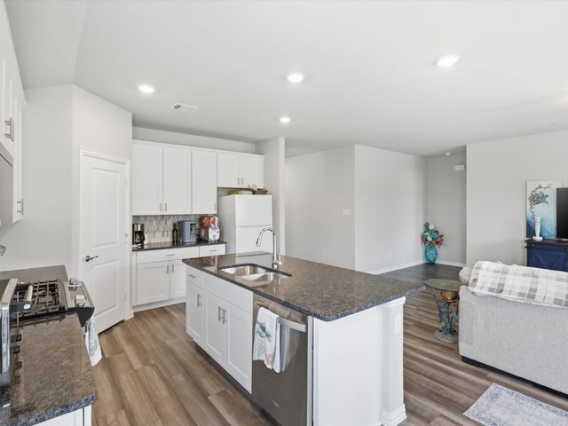 410 Dempsey Drive, Princeton, TX 75071