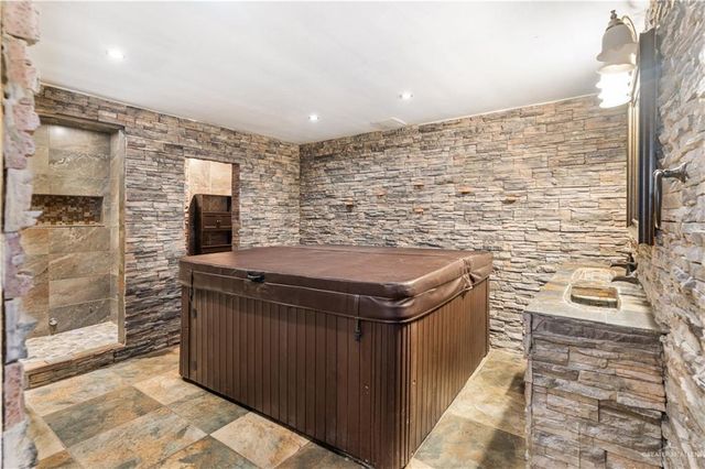 2408 River Oaks Lane, Edinburg, TX 78539