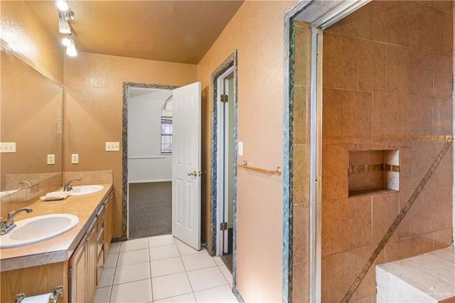 2408 River Oaks Lane, Edinburg, TX 78539