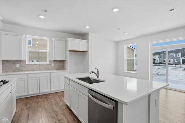 5720 Cloister Lane, Mccordsville, IN 46055