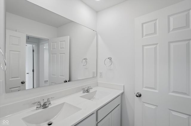 5720 Cloister Lane, Mccordsville, IN 46055