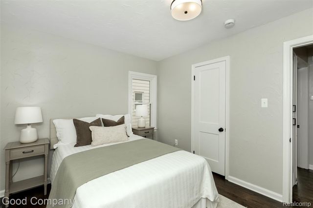 223 N Alexander Avenue, Royal Oak, MI 48067