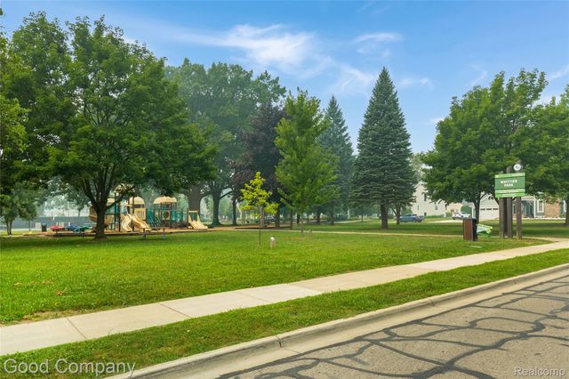 223 N Alexander Avenue, Royal Oak, MI 48067