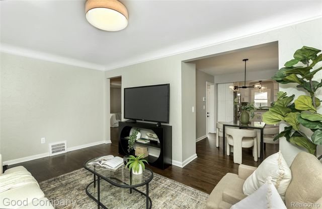 223 N Alexander Avenue, Royal Oak, MI 48067