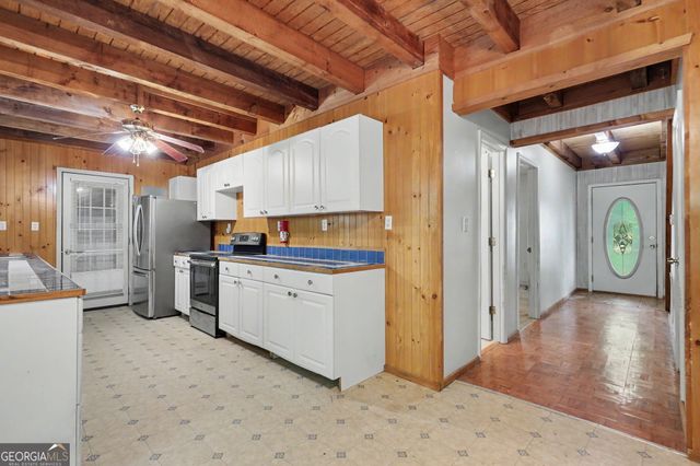 118 Seabrook Lane, Clayton, GA 30525