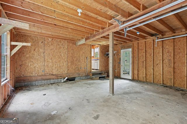 118 Seabrook Lane, Clayton, GA 30525