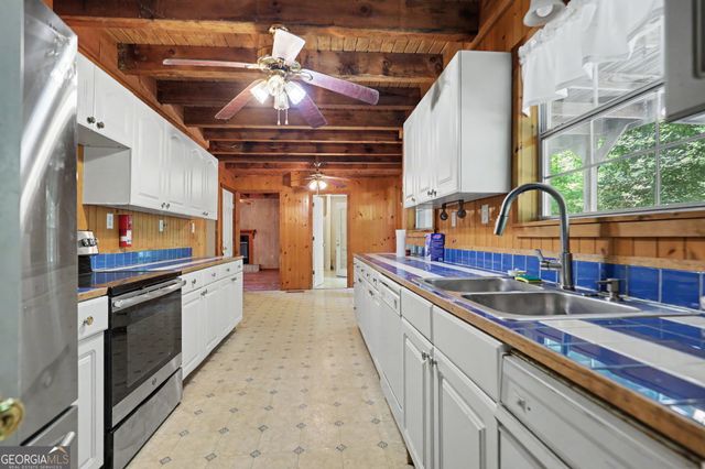118 Seabrook Lane, Clayton, GA 30525