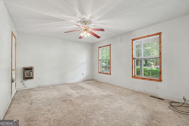 118 Seabrook Lane, Clayton, GA 30525