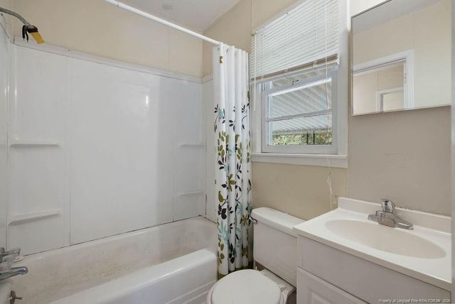 1909 Westhill Drive, Fayetteville, NC 28304