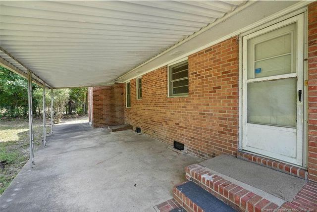 1909 Westhill Drive, Fayetteville, NC 28304