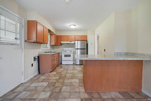 1909 Westhill Drive, Fayetteville, NC 28304