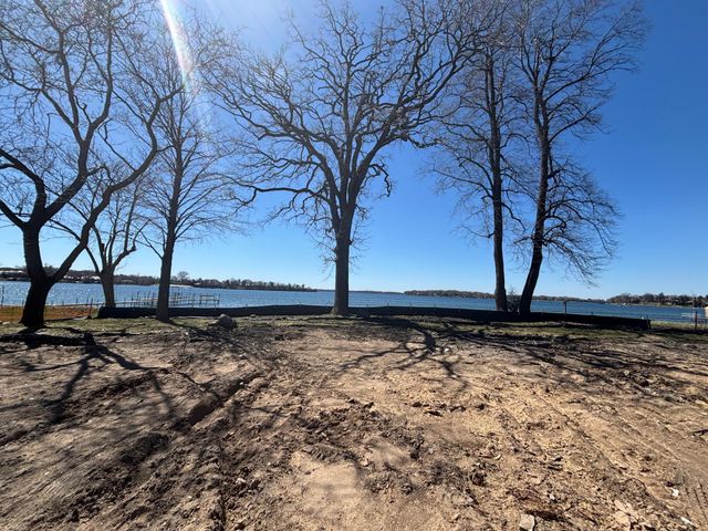 4410 Manitou Road, Excelsior, MN 55331