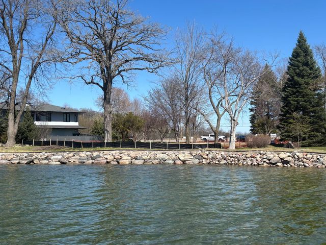 4410 Manitou Road, Excelsior, MN 55331