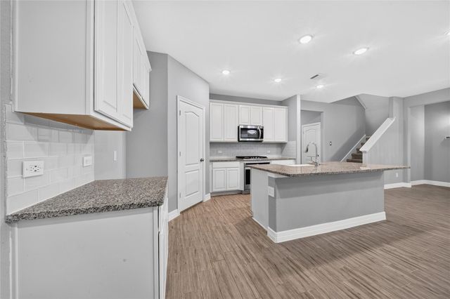 607 Spotted Sunfish Drive, Willis, TX 77318