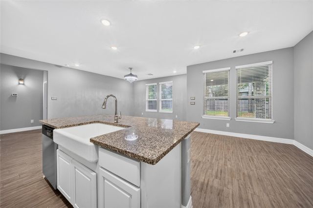 607 Spotted Sunfish Drive, Willis, TX 77318