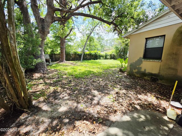 5925 BRILEY Avenue, Jacksonville, FL 32208