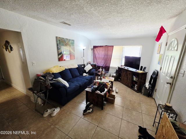 5925 BRILEY Avenue, Jacksonville, FL 32208