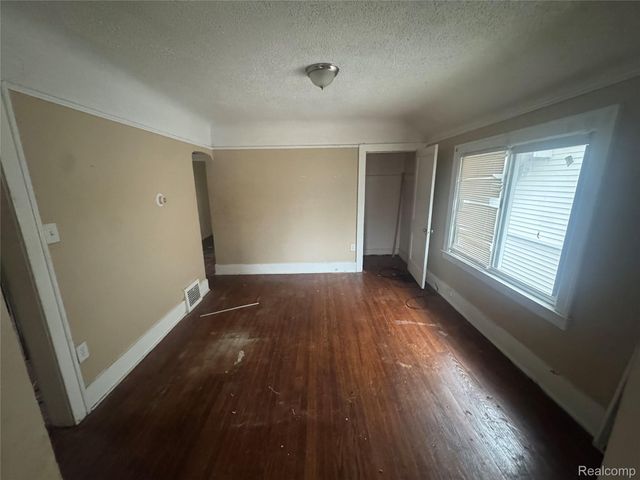 14303 Hubbell Street, Detroit, MI 48227