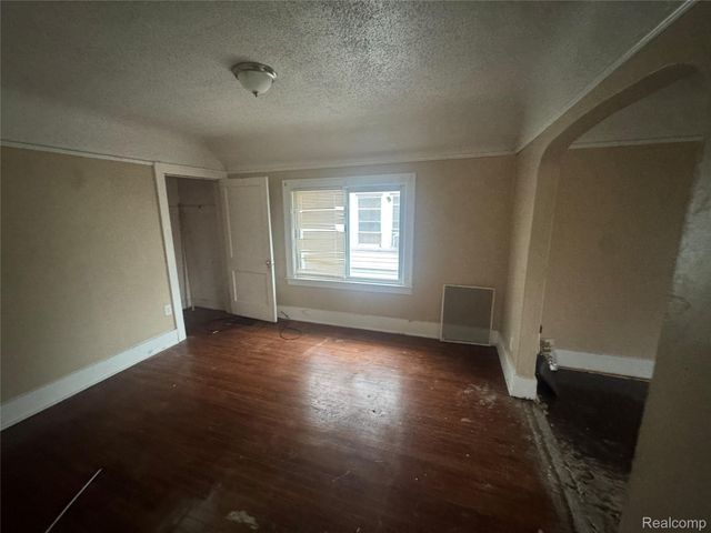 14303 Hubbell Street, Detroit, MI 48227