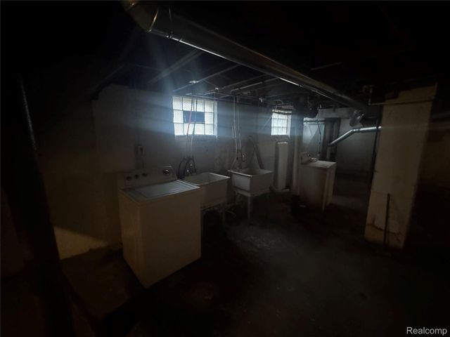 14303 Hubbell Street, Detroit, MI 48227