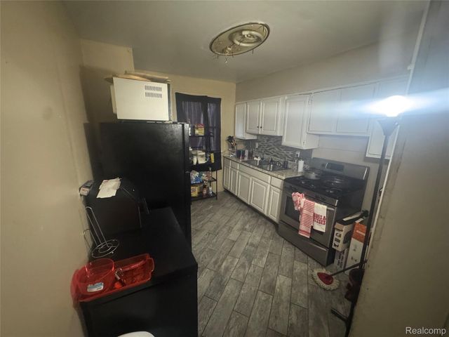 14303 Hubbell Street, Detroit, MI 48227