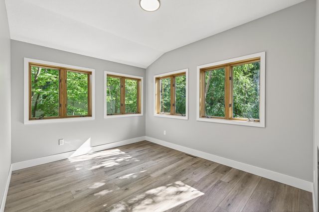 15153 Cates Lake Drive, Prior Lake, MN 55372