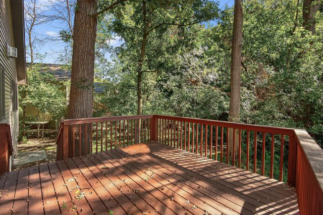 15153 Cates Lake Drive, Prior Lake, MN 55372