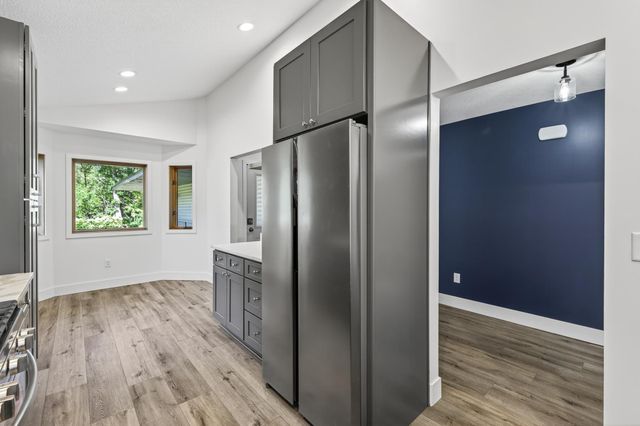 15153 Cates Lake Drive, Prior Lake, MN 55372