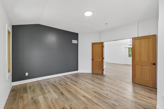 15153 Cates Lake Drive, Prior Lake, MN 55372