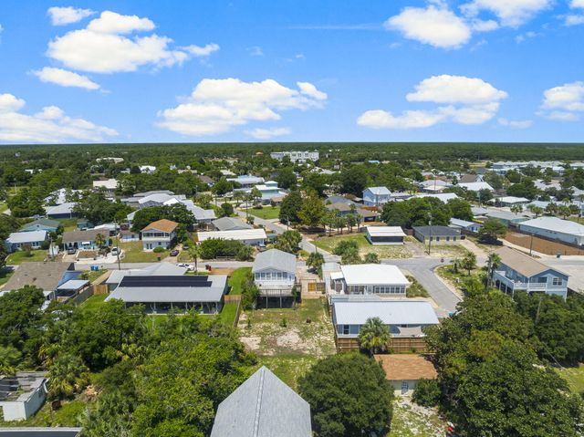 22107 Bataan Avenue, Panama City Beach, FL 32413