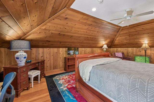 1005 Mount Curve Avenue, Minneapolis, MN 55403