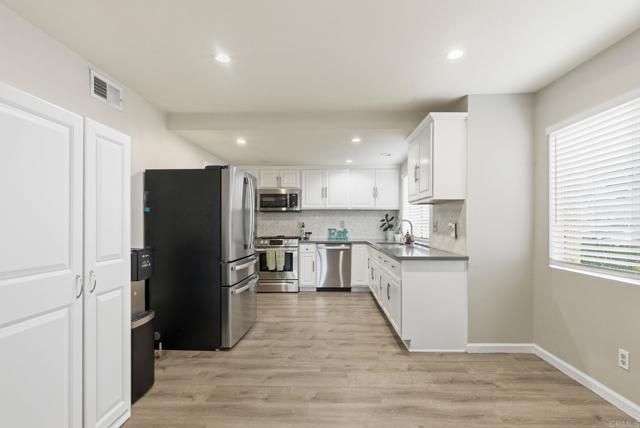 514 Jamacha Rd 2J, El Cajon, CA 92019