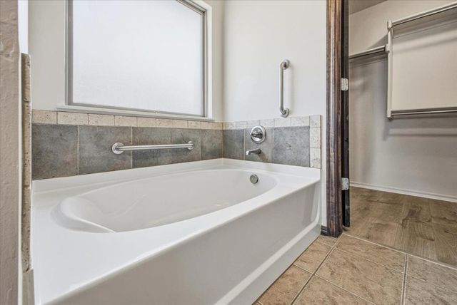 13100 Native Plant Road, Piedmont, OK 73078