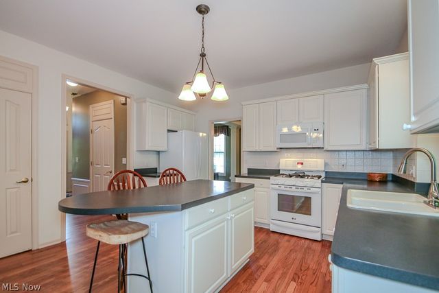 2345 Champion Trail, Twinsburg, OH 44087