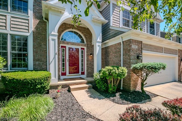 2345 Champion Trail, Twinsburg, OH 44087