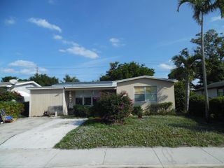 824 S F Street, Lake Worth Beach, FL 33460