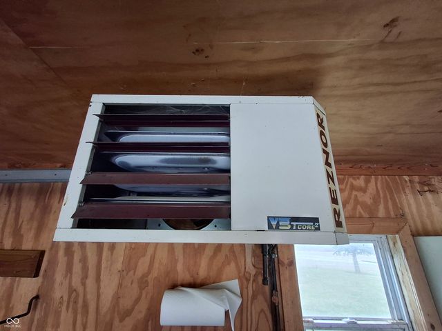 739 E 125 S, Williamsport, IN 47993