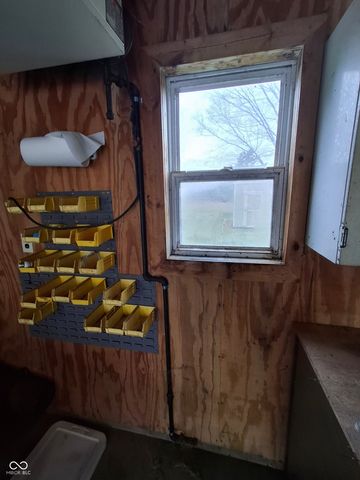 739 E 125 S, Williamsport, IN 47993