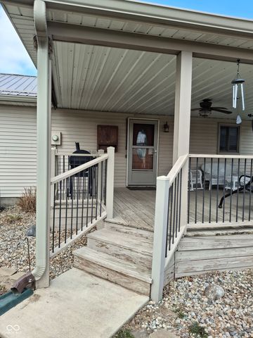 739 E 125 S, Williamsport, IN 47993