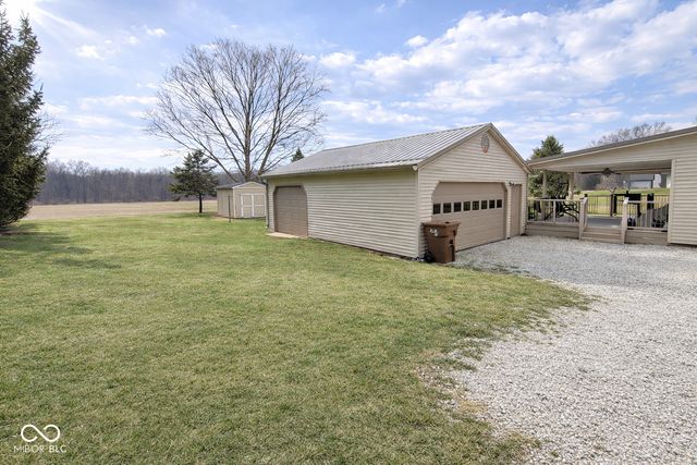 739 E 125 S, Williamsport, IN 47993