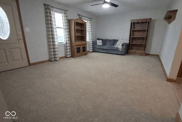 739 E 125 S, Williamsport, IN 47993