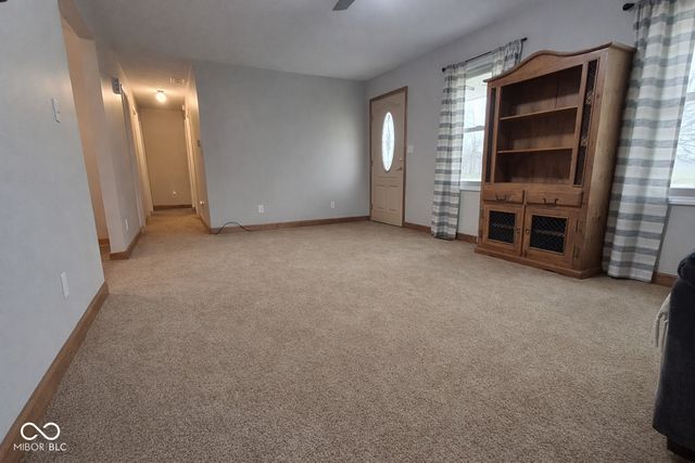 739 E 125 S, Williamsport, IN 47993