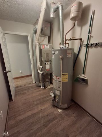 739 E 125 S, Williamsport, IN 47993